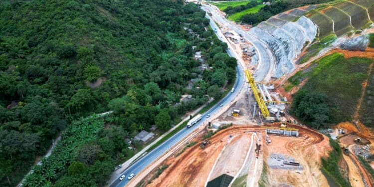 Megaobra de R$ 1,5 bilhão entre Rio e São Paulo vai encurtar viagem em até 3 horas, terá 24 viadutos e promete reduzir congestionamentos na região