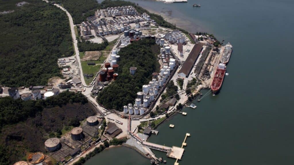 Maior porto do Brasil alcança novo recorde em 2025 com movimentação de 186,4 milhões de toneladas e crescimento de 3,6% sobre a marca anterior