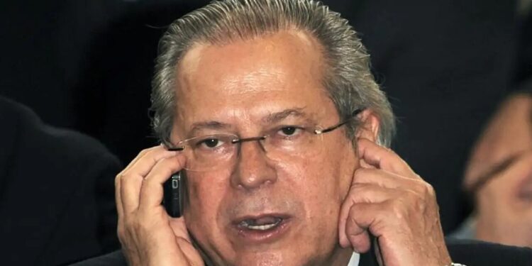 Dirceu e outros condenados do Mensalão conseguem vitória na Justiça