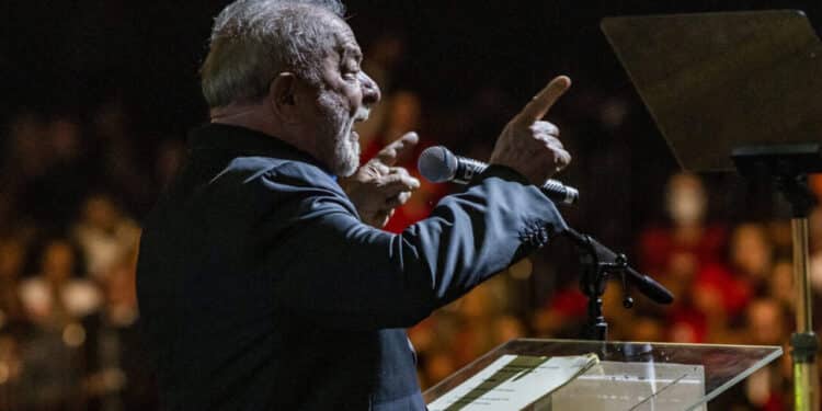 Falas de Lula geram tensão no Itamaraty antes de reunião com Trump