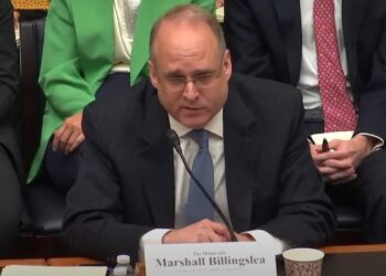 Ex-funcionário do Tesouro Americano diz que dinheiro sujo da Venezuela financiou campanhas da esquerda no Brasil