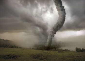 Furacão Melissa causa destruição em Cuba após passagem devastadora pela Jamaica