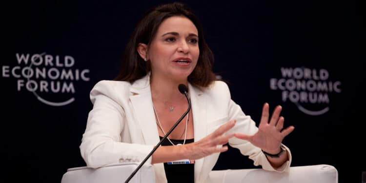 Corina Machado aumenta pressão sobre Lula e dispara: "Um mandatário que diz ser democrático"