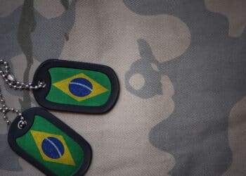 O que aconteceu de chocante na tribuna do Senado com a cúpula militar que poucos notaram