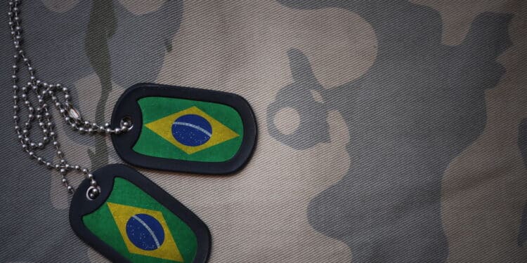 O que aconteceu de chocante na tribuna do Senado com a cúpula militar que poucos notaram