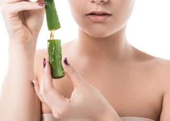 Como usar o gel natural dessa planta fácil de cuidar para hidratar, reduzir inflamações e rejuvenescer a pele