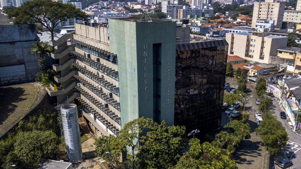 Este município brasileiro já é mais apertado que a Índia e o Japão com mais de 12 mil pessoas por km²