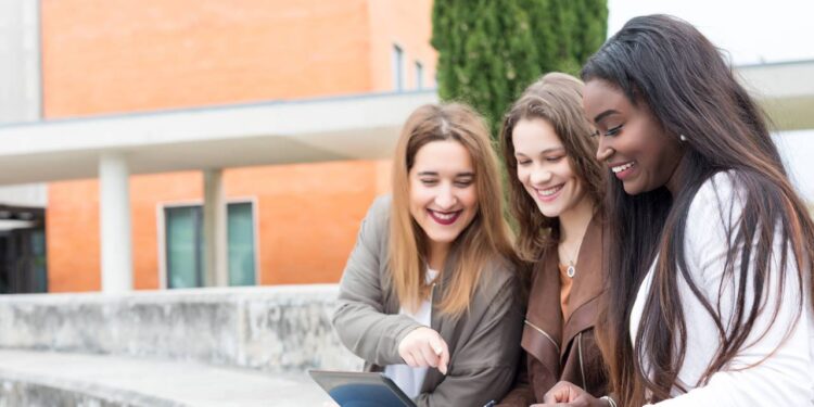 Comunicado geral (08/10) para estudantes do Pé-de-meia nascidos em maio e junho