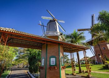 Entrada do Parque de Exposições Expoflora