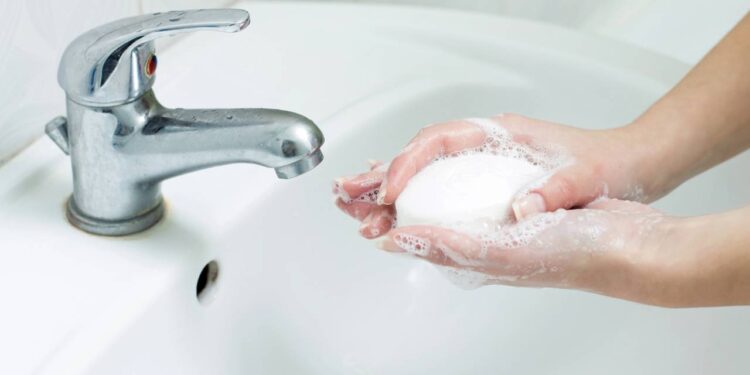 Anvisa suspende a venda de popular sabonete em todo o país