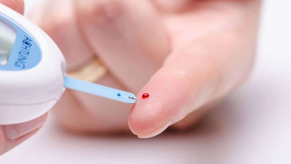 Anvisa proíbe anel que permite medir glicose sem picada