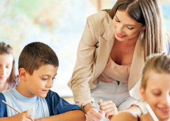 Diga adeus aos Imposto de Renda para Professores e Profissionais da Educação em todo o Brasil