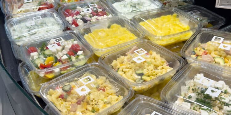 Alerta de saúde pública para refeições prontas para consumo contendo massas que podem estar contaminadas