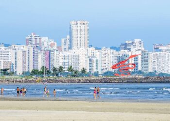 Esta é a cidade mais estruturada do litoral paulista para morar e aproveitar