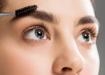 5 dicas simples para sobrancelhas mais cheias e definidas sem precisar de procedimento estético