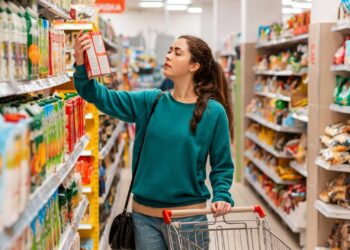 Lei que já está em vigor chega com proibição que atinge Carrefour, Assaí e mais supermercados em 2025