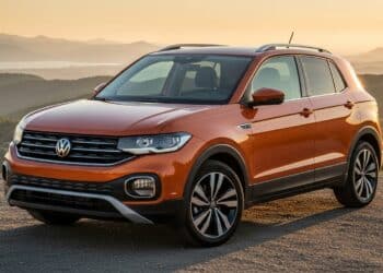 T-Cross Highline 2020 combina motor 1.4 turbo e câmbio automático de 6 marchas