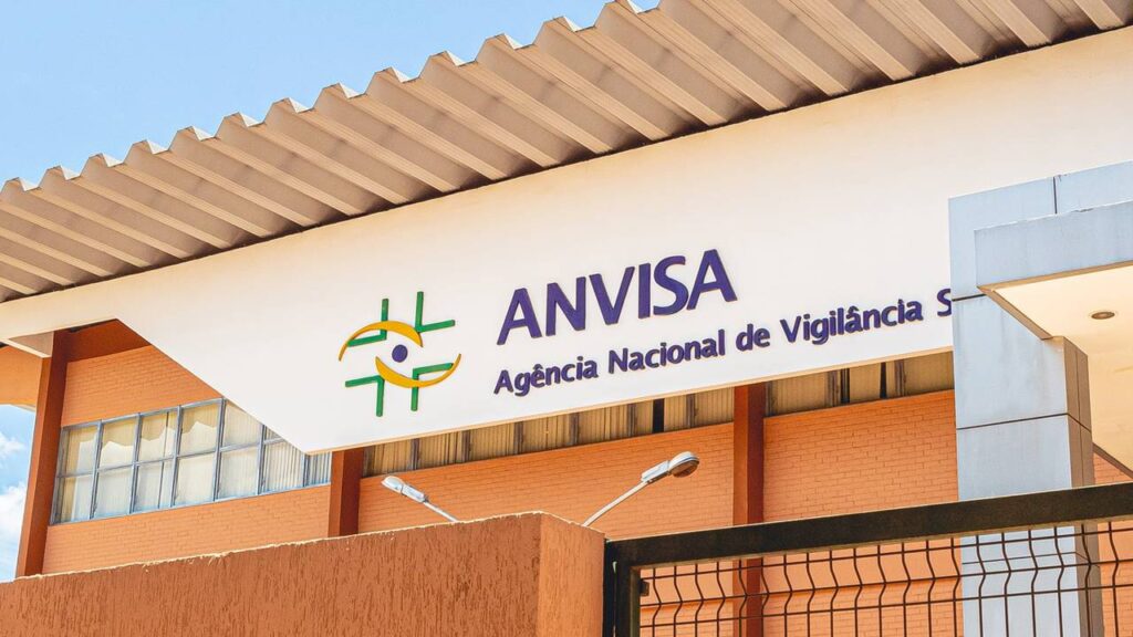 Marca de leite é suspensa pela Anvisa depois de fraude ser identificada