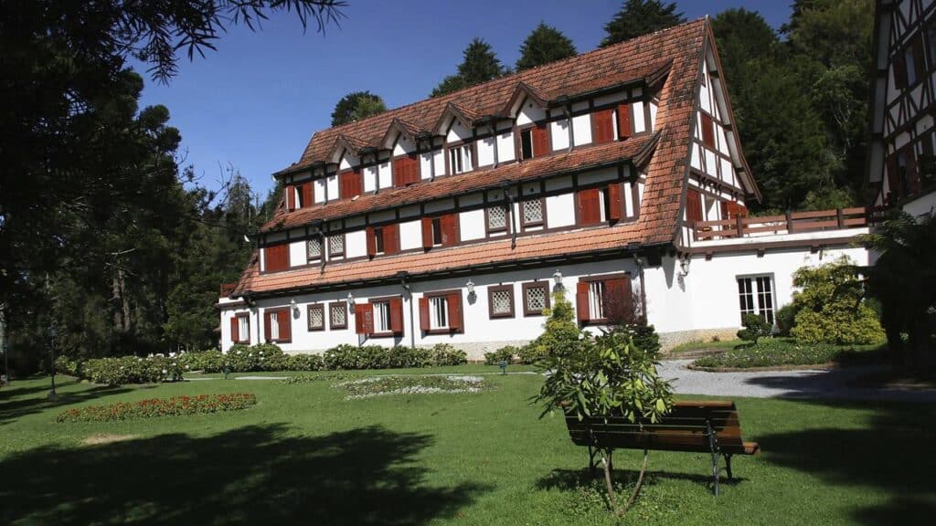 Arquitetura tradicional alemã em Campos do Jordão, cidade turística no estado de São Paulo, Brasil -