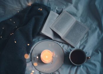 Chá noturno // Créditos: depositphotos.com / semolina