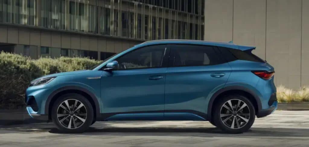 BYD apresenta SUV elétrico que roda até 420 km com uma só carga
