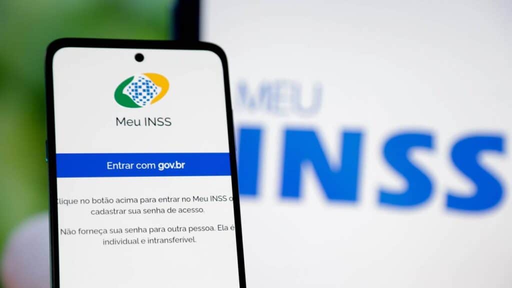 Datas de pagamento do INSS mudam e beneficiários precisam se organizar