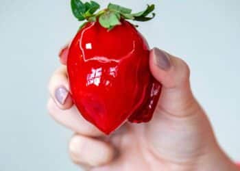 Anvisa proibiu usar glitter para decoração comum em doces de padarias em todo o Brasil