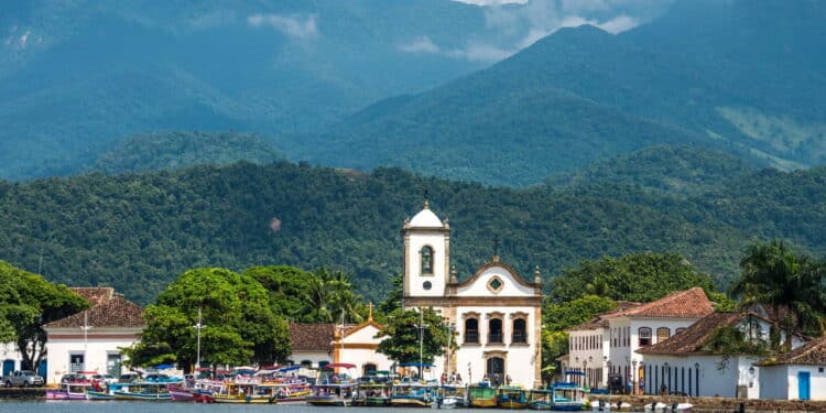 Cidade do litoral sul do Rio de Janeiro encanta com qualidade de vida, história e natureza