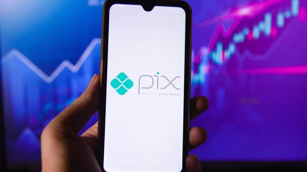 Receita Federal pretende fazer devassa no Pix com foco no cruzamento de dados com IR