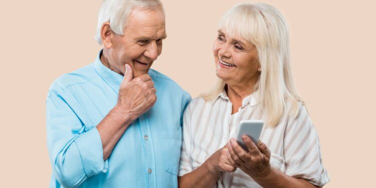 Idosos com mais de 60 anos passam a ter novo benefício financeiro por lei