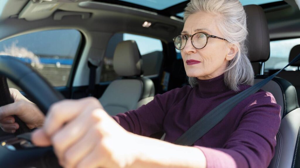 Governo apresenta novas regras para CNH de motoristas com mais de 50 anos