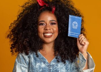 Nova lei estabelece remuneração mínima de R$ 1.984 para trabalhadores CLT