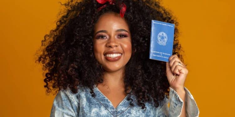 Reajuste eleva salário a R$ 1.789,04 e anima trabalhadores