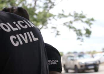 Grande operação da Polícia Civil mira o Comando Vermelho na Bahia e no Ceará