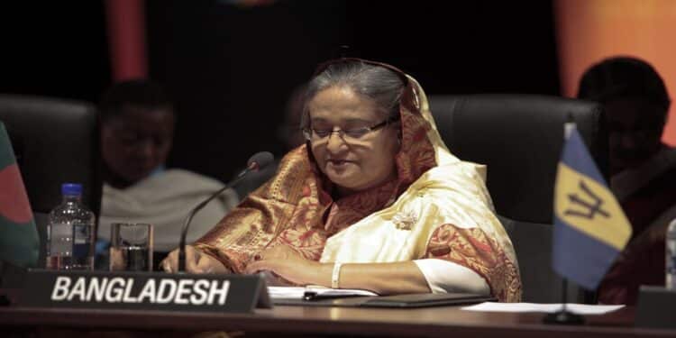 Condenação à morte de Sheikh Hasina abala Bangladesh e repercute no mundo
