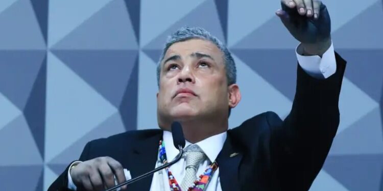 Defesa confirma que presidente da Conafer deve se entregar à PF