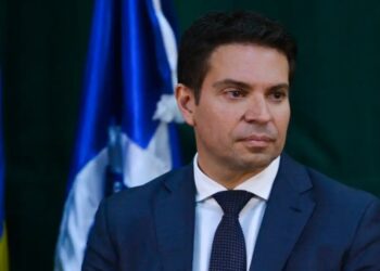 Ramagem se pronuncia após ida aos EUA e afirma que "não ia ficar para ser preso"