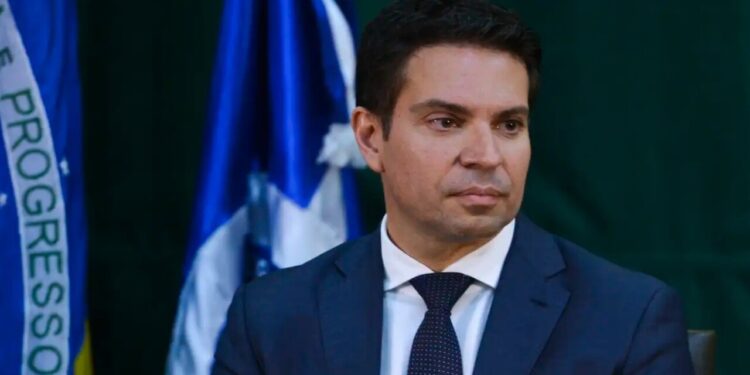 Ramagem é flagrado em 'viagem secreta' para Miami após condenação