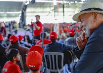 Decreto de Lula abre brecha que pode garantir escolta policial a invasores de terra