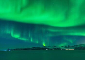 Cidade a seis horas de São Paulo surpreende turistas com experiência única de poder ver a aurora boreal