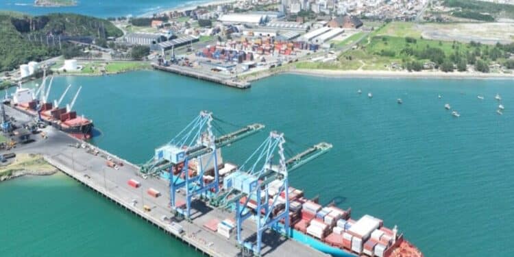 Obra de R$ 95 milhões promete reduzir pela metade o tempo das operações em porto de SC