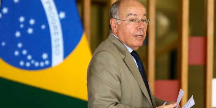 Mauro Vieira desembarca no Canadá e deve se encontrar com Marco Rubio