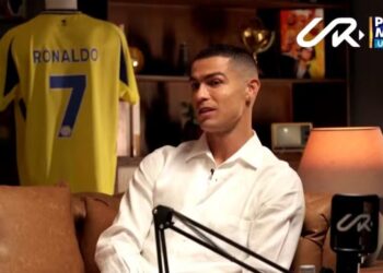 Cristiano Ronaldo demonstra admiração por Donald Trump e diz que ele "pode mudar o mundo"