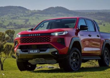 Toyota apresenta finalmente a nova Hilux em versões híbridas e até totalmente elétrica, VEJA VÍDEO
