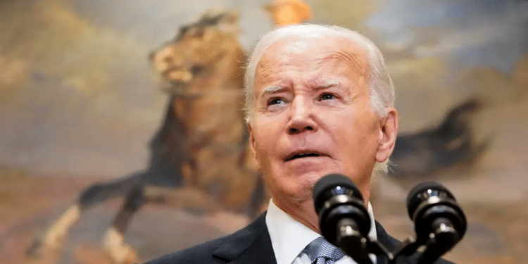 Biden afirma que Trump destruiu a democracia dos Estados Unidos e alerta para risco em nova eleição