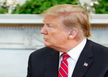 Trump fecha espaço aéreo da Venezuela em ação decisiva contra narcoterrorismo de Maduro