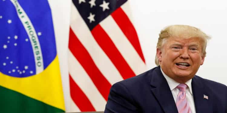 Trump afirma que Amazônia foi devastada para construção de estrada e gera polêmica internacional