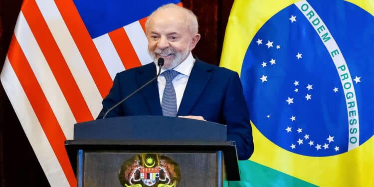 Lula diz que intolerância ganha força no mundo e defende cooperação internacional pela paz