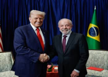 Governo Lula tentará obter de Trump isenção total para carne e café do Brasil