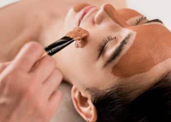 Diga tchau para as rugas, Top 3 argilas que rejuvenescem e devolvem o brilho natural da pele madura